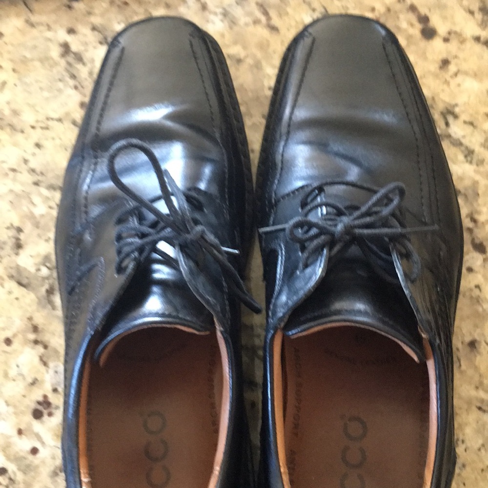 ECCO Lace Dress Shoes